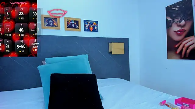 Andhrea Vale online show from April 2026 12:22:01 PM