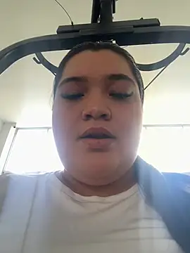 Snapshot of sweetmuslim01 chatting on December 2024 04:00:01 PM sweetmuslim01 online show from December 2024 04:00:01 PM