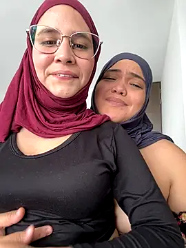 Snapshot of sweetmuslim01 chatting on September 2025 03:45:01 PM sweetmuslim01 online show from September 2025 03:45:01 PM