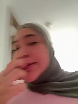 sweetmuslim01 online show from May 2026 05:07:01 PM