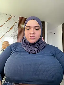 sweetmuslim01 online show from June 2026 06:12:01 PM