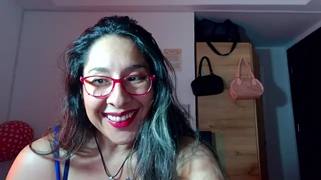 mali-fox99 online show from December 2025 02:50:01 AM