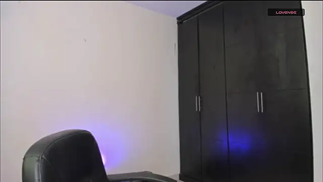 LilyGarcia online show from November 2025 04:17:01 PM