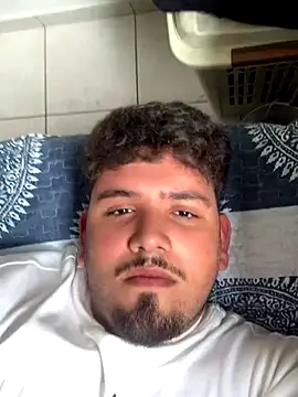 Snapshot of Bbbtro chatting on November 2025 05:03:02 PM Bbbtro online show from November 2025 05:03:02 PM