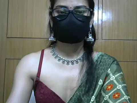 Fairy Pie online show from April 2026 09:28:01 PM