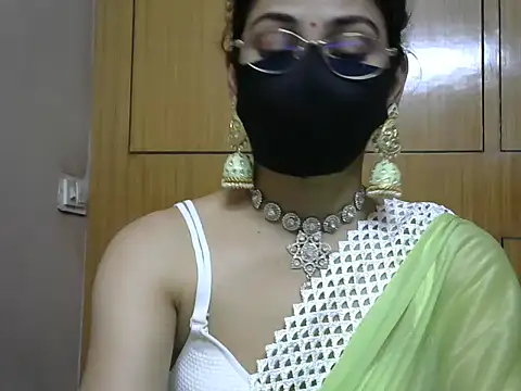 Snapshot of Fairy_Pie chatting on June 2026 08:01:01 PM Fairy Pie online show from June 2026 08:01:01 PM