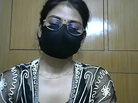 Snapshot of Fairy_Pie chatting on June 2026 06:18:02 PM Fairy Pie online show from June 2026 06:18:02 PM