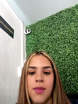 Sara  Secret online show from November 2025 05:35:02 PM