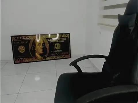 queen findom1 online show from March 2026 06:08:01 AM