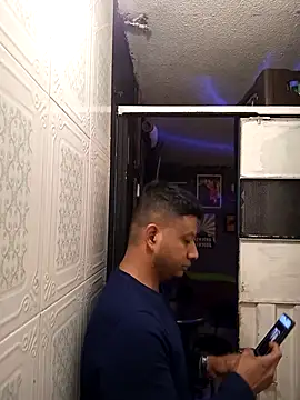 themorenofit08 online show from April 2026 01:12:01 AM