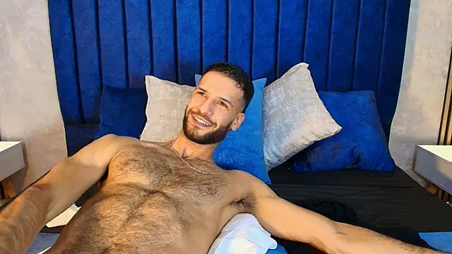 Jacob Benelli online show from May 2026 11:23:04 PM