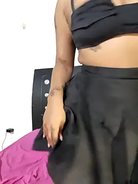 Snapshot of KittyMiaXXX chatting on November 2025 10:52:02 PM KittyMiaXXX online show from November 2025 10:52:02 PM