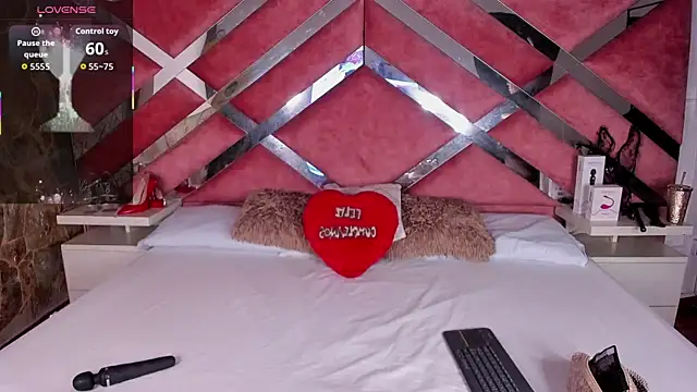 Lily Queen30 online show from January 2026 08:36:02 PM