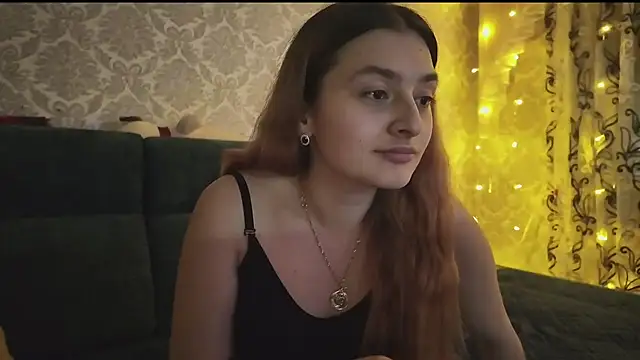 Snapshot of SweetLiaison chatting on March 2026 05:17:02 PM SweetLiaison online show from March 2026 05:17:02 PM