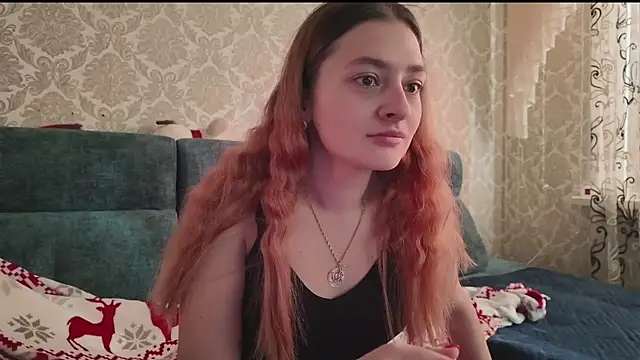 Snapshot of SweetLiaison chatting on March 2026 06:30:01 AM SweetLiaison online show from March 2026 06:30:01 AM