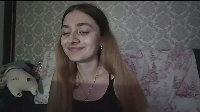 Snapshot of SweetLiaison chatting on July 2026 06:42:02 PM SweetLiaison online show from July 2026 06:42:02 PM