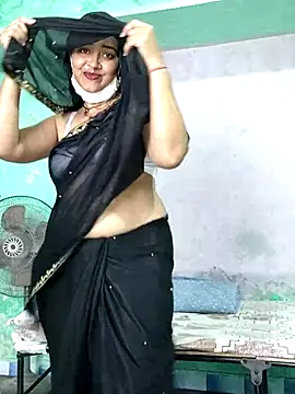 Snapshot of Piya_Bakshi chatting on May 2026 06:19:02 AM Piya Bakshi online show from May 2026 06:19:02 AM