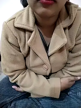 Sexy Divya   online show from December 2025 05:57:01 AM