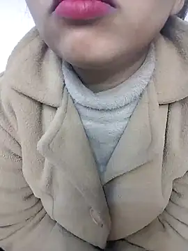 Sexy Divya   online show from January 2026 06:18:01 AM