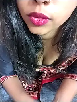 Sexy Divya   online show from March 2026 06:39:01 AM