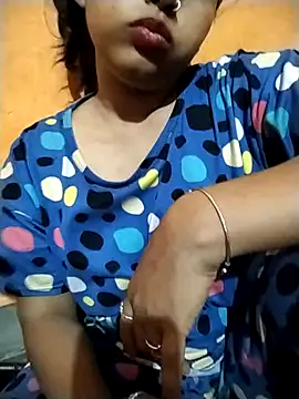 Sexy Divya   online show from April 2026 05:25:01 PM