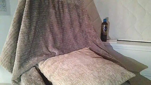 JAY20C16 online show from February 2026 12:34:02 PM