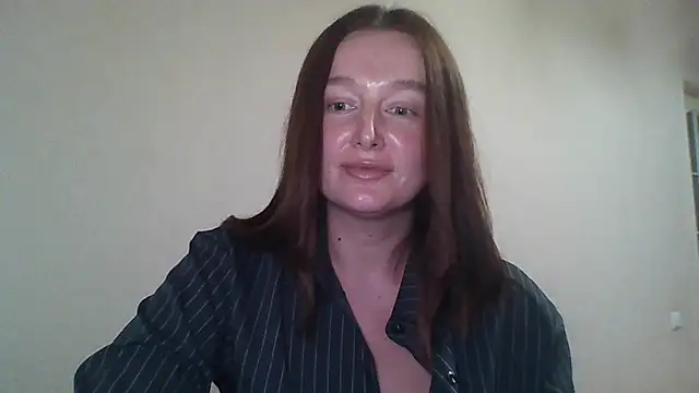 Snapshot of LilianaSwetx chatting on November 2025 02:50:02 PM LilianaSwetx online show from November 2025 02:50:02 PM