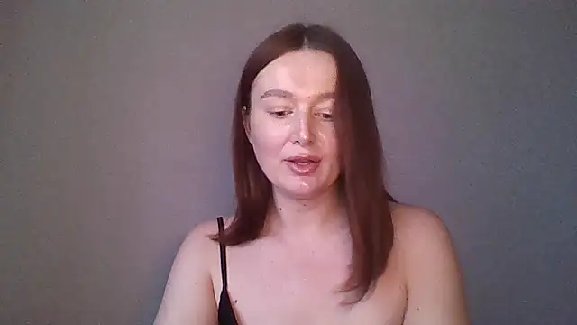 Snapshot of LilianaSwetx chatting on November 2025 12:27:02 PM LilianaSwetx online show from November 2025 12:27:02 PM