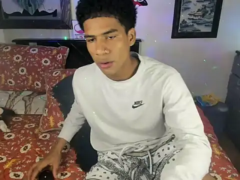 Snapshot of JUANBIGCOCK21CM chatting on November 2025 09:31:02 PM JUANBIGCOCK21CM online show from November 2025 09:31:02 PM