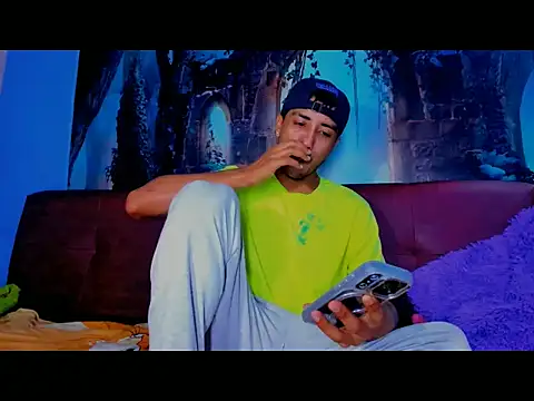 Domine Couple74 online show from December 2025 03:31:01 PM