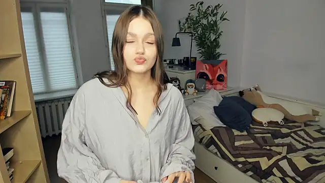 Snapshot of RosseLavish chatting on November 2025 09:00:02 AM RosseLavish online show from November 2025 09:00:02 AM