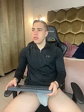 Snapshot of Alan_ford chatting on November 2025 04:52:01 PM Alan ford online show from November 2025 04:52:01 PM