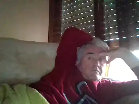Snapshot of Cumlover5534 chatting on December 2024 03:38:02 PM Cumlover5534 online show from December 2024 03:38:02 PM