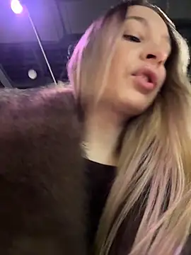 SashaCatt online show from November 2025 07:33:02 AM