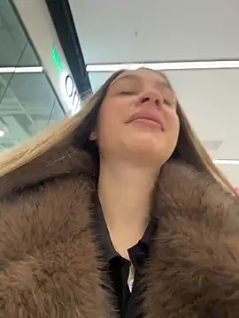 SashaCatt online show from November 2025 08:28:01 AM