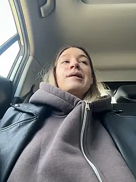 SashaCatt online show from April 2026 08:19:02 AM