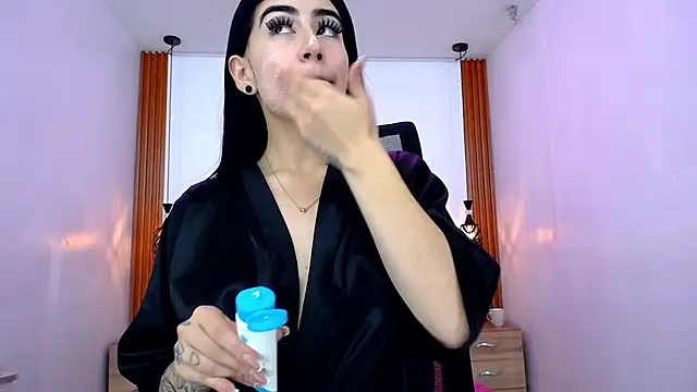 SCARLETT INK  online show from June 2026 02:47:02 AM