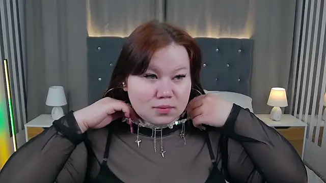 EvaNova  online show from February 2026 05:01:02 AM