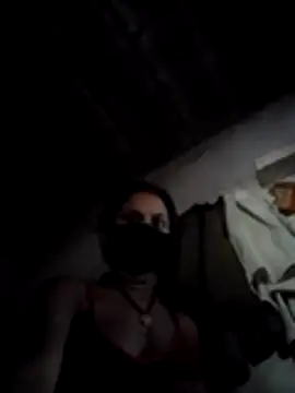 Snapshot of LOVE_FI95 chatting on December 2025 09:14:01 AM LOVE FI95 online show from December 2025 09:14:01 AM