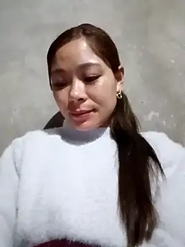 Lyla john online show from February 2026 01:34:02 AM