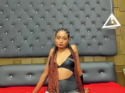 YurisaArisa online show from November 2025 04:31:02 PM