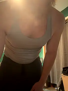 Redxxxz online show from November 2025 03:56:01 PM