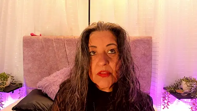 Snapshot of Victoriaa_Anderson chatting on May 2026 01:31:01 PM Victoriaa Anderson online show from May 2026 01:31:01 PM