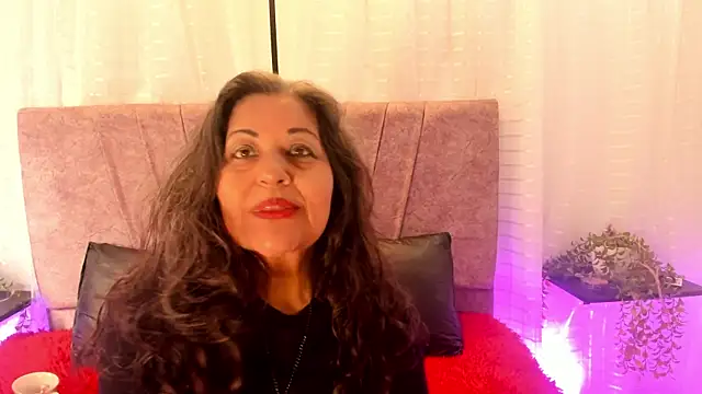 Snapshot of Victoriaa_Anderson chatting on June 2026 01:02:02 PM Victoriaa Anderson online show from June 2026 01:02:02 PM