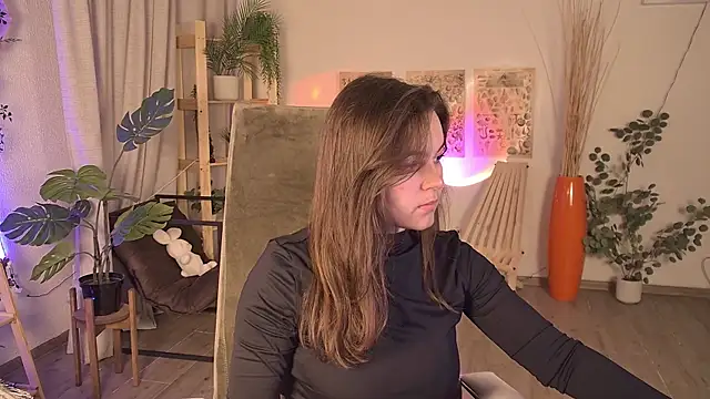 FrancescaCavaliere online show from July 2026 12:36:02 PM