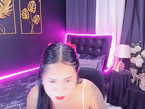 Snapshot of Wildxbriana chatting on November 2025 04:17:01 PM Wildxbriana online show from November 2025 04:17:01 PM