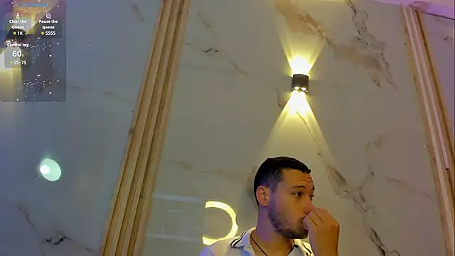 Aron and molly online show from January 2026 12:09:02 PM