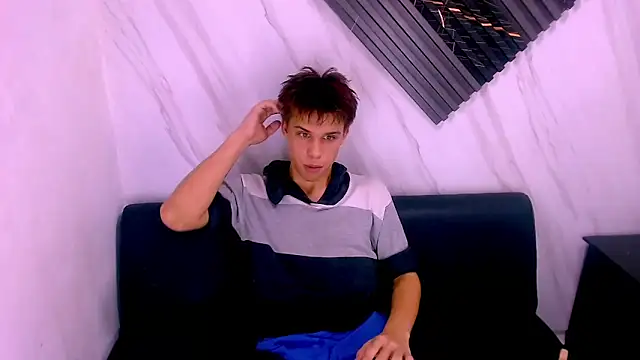 Liam York  online show from April 2026 04:23:02 AM