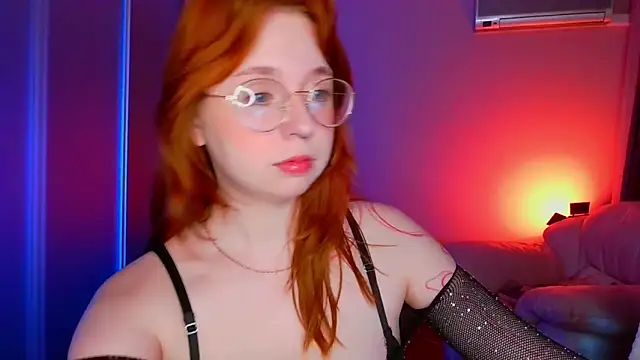 Snapshot of Erica_Nelson chatting on June 2026 01:48:01 AM Erica Nelson online show from June 2026 01:48:01 AM