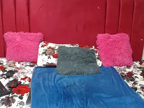 HipsDontLieX95 online show from March 2026 10:39:01 PM